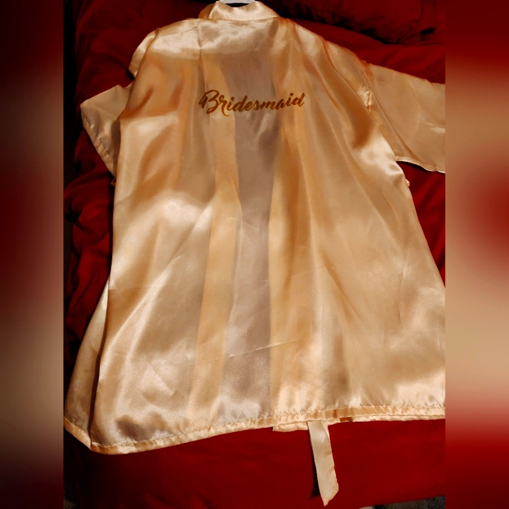 Bridesmaid silk robe